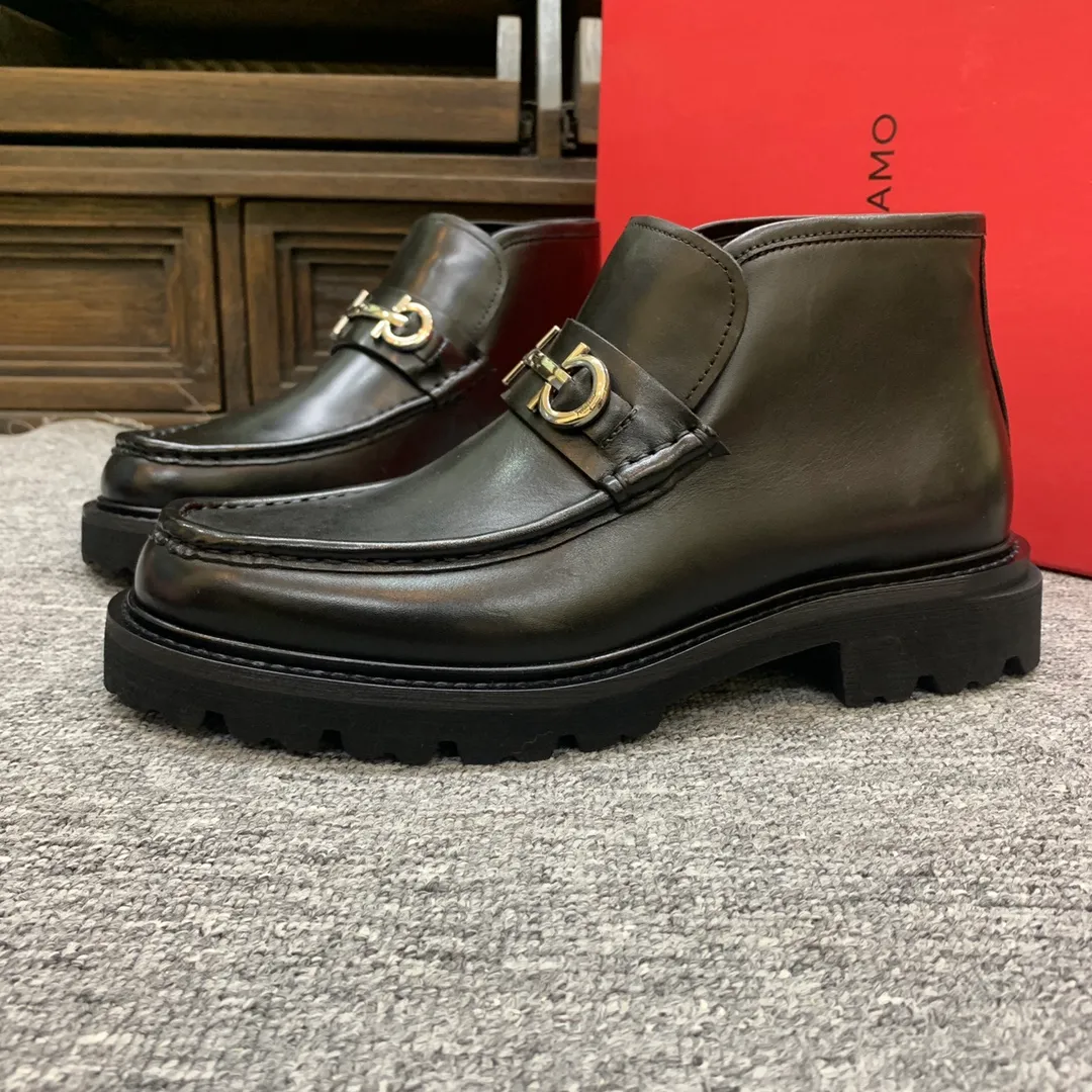 Men's shoes 💰960 🎁🎁🎁😈【Ferragamo】Men's high-top boots, the latest hot style, 1:1 original purchase quality, top quality, imported cowhide for the uppers, imported cowhide for the lining and feet, with original lightweight foam outsole, matching code 39-44, (38, 45 custom-made, non-refundable),